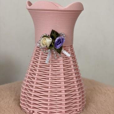 花瓶简约时尚插干花彩色装饰塑料梅花口形藤编客厅桌台摆件花