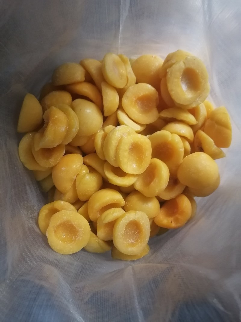 冷冻加工黄桃半供应