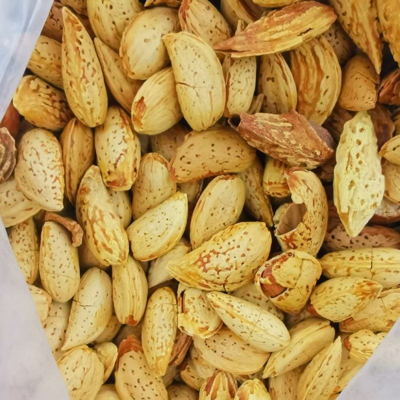 巴旦木五香奶香扁桃仁批发坚果炒货皮薄味美现货供应