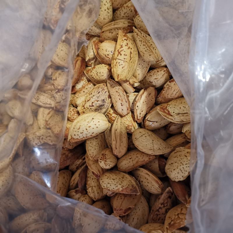 巴旦木五香奶香扁桃仁批发坚果炒货皮薄味美现货供应