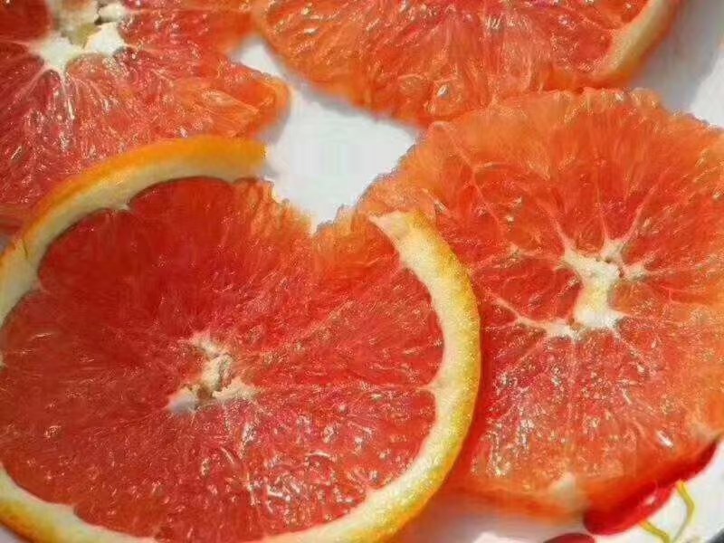 秭归精中华红血橙，大量供应，果面光滑，汁多无渣。65起步