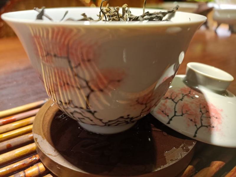 2017年易武早春晒红红茶一公斤装