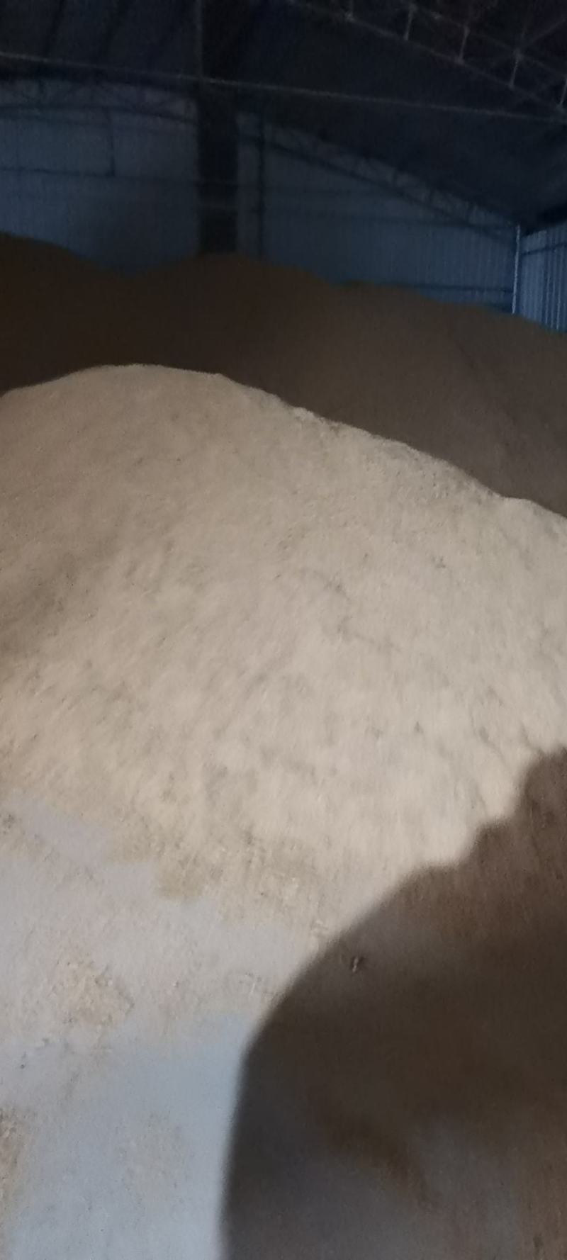 干净散装压缩稻壳大量供应