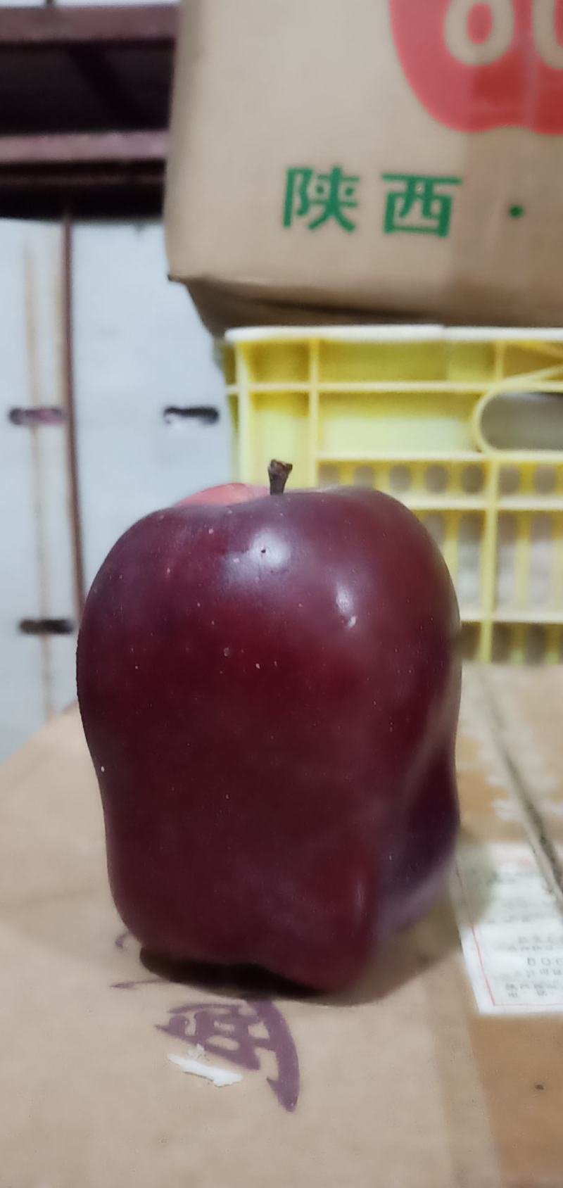 花牛，蛇果，冷库鲜果开始大量走货中，需要备年货的抓紧了。