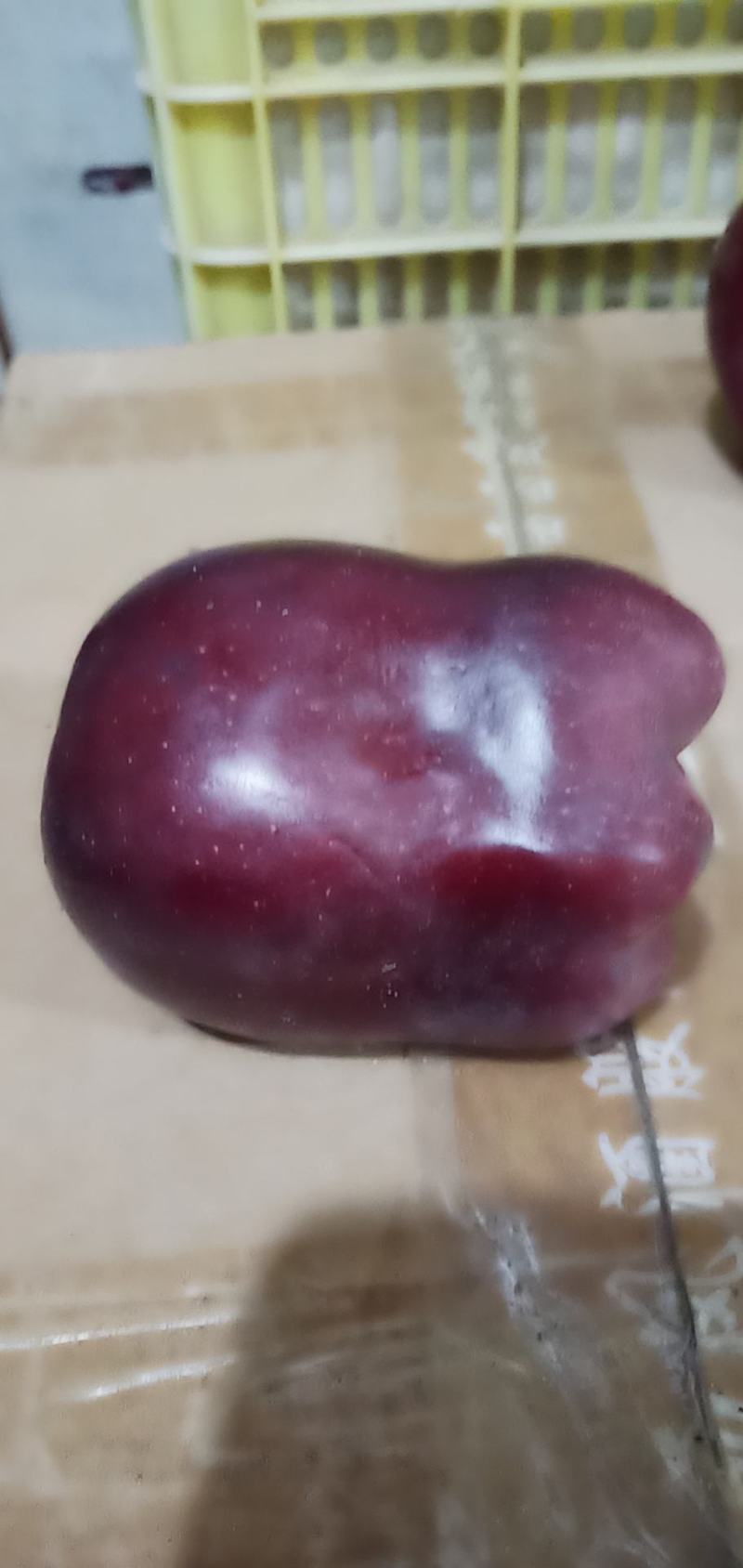 花牛，蛇果，冷库鲜果开始大量走货中，需要备年货的抓紧了。