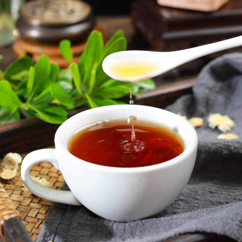 枇杷秋梨膏雪梨滋补膏枇杷罗汉果膏不包邮的哈