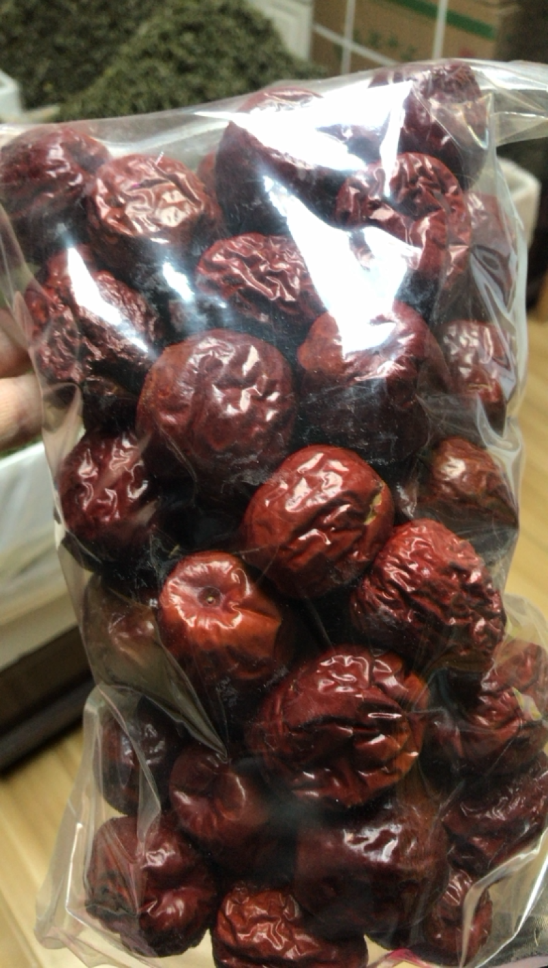 新疆特产大红枣老百姓自己种植的农作物
