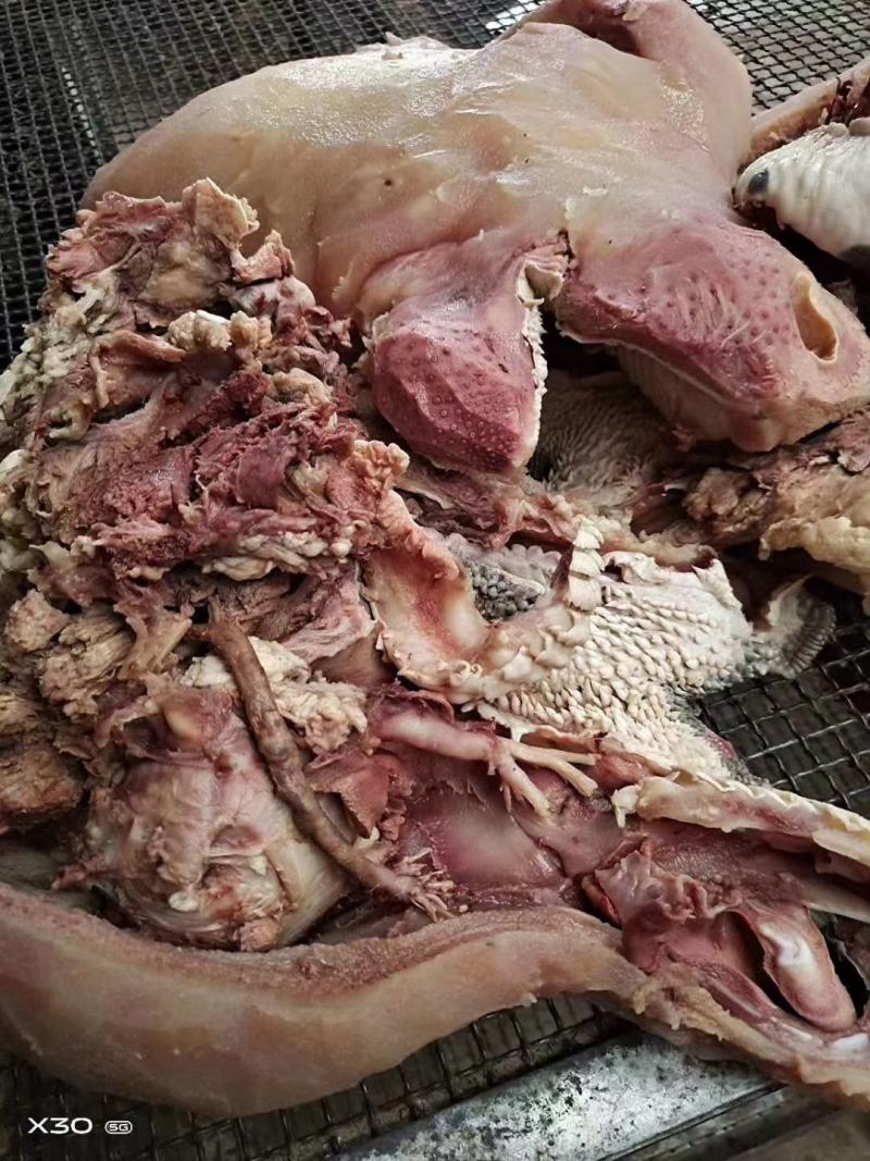 带皮牛头肉，工去油去淋巴，厂家直供，价格合适量大从优