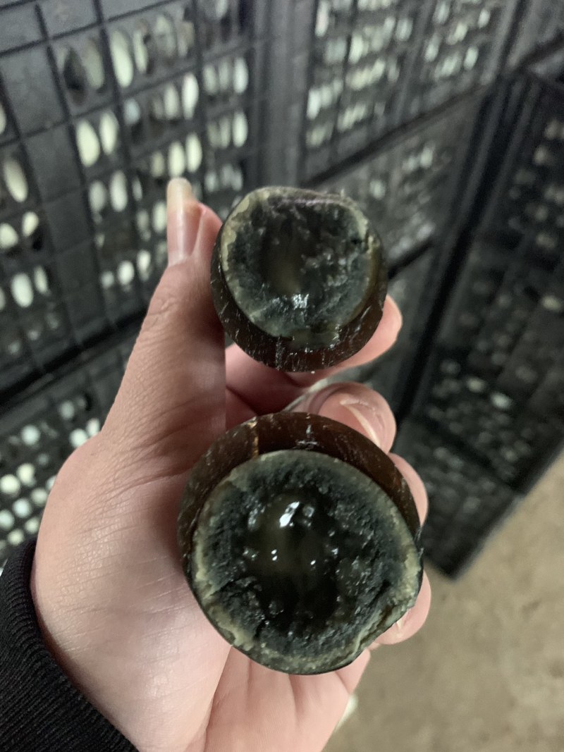 精品松花皮蛋全国各地发货质量保证，皮蛋绝杀