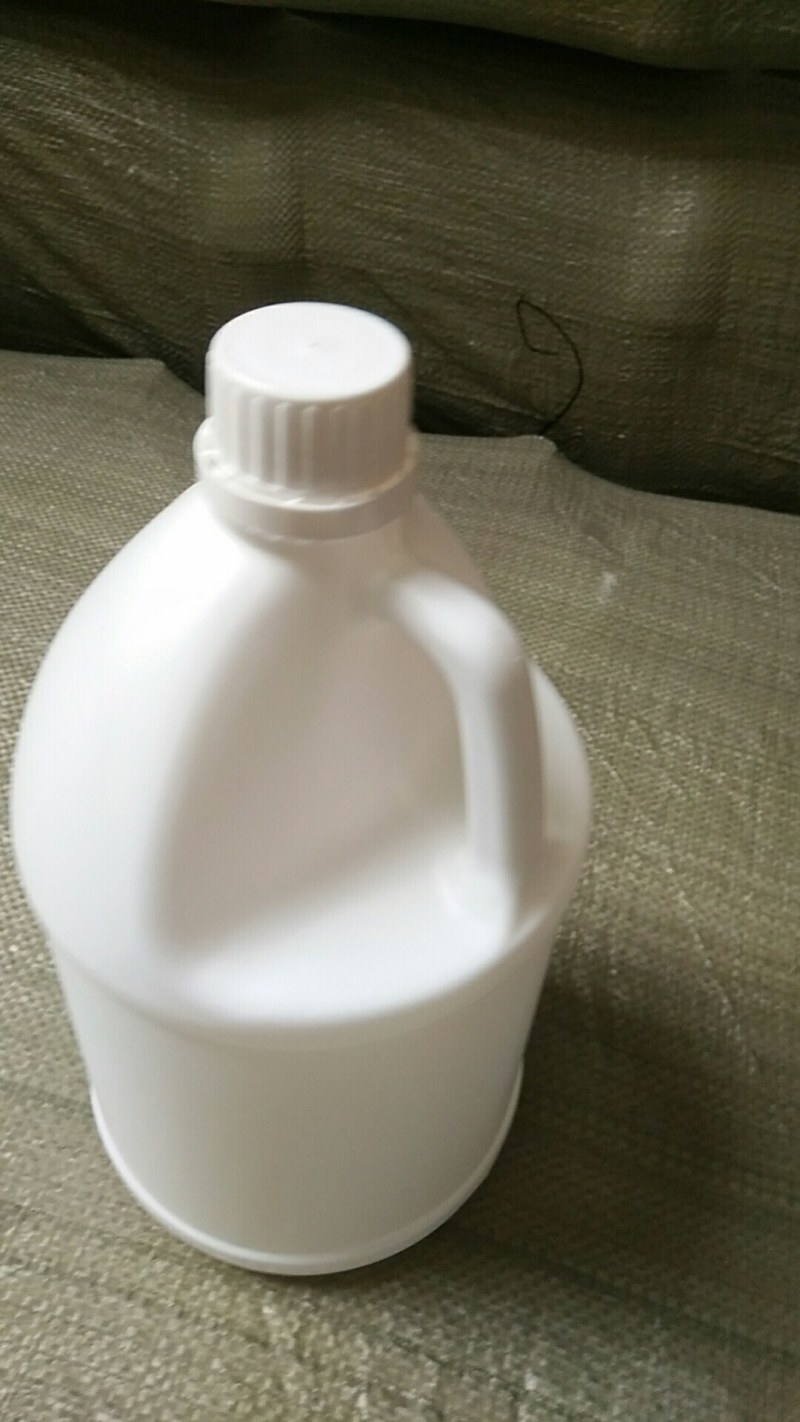 色拉油桶，消毒液桶，浇花喷壶，洗洁精桶洗衣液桶，
