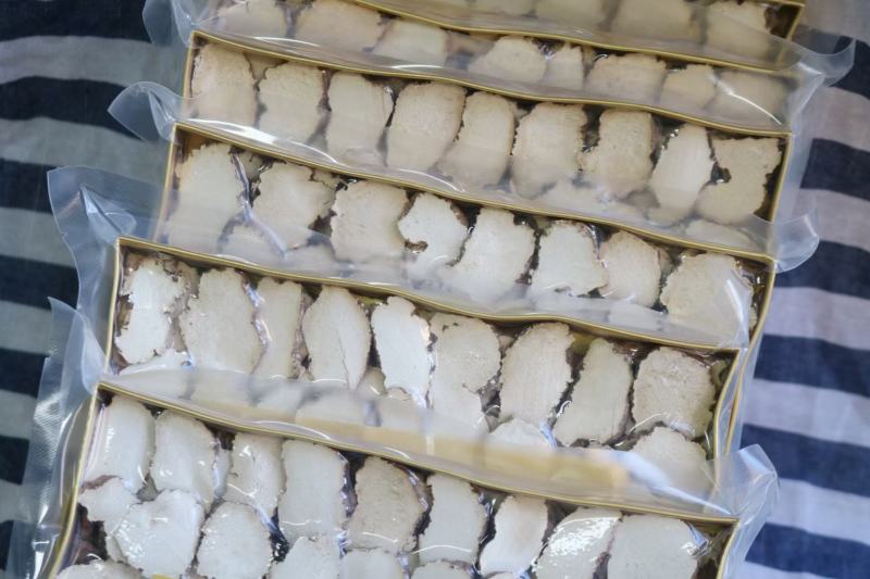 A厂金盒真空虎乳菌250g