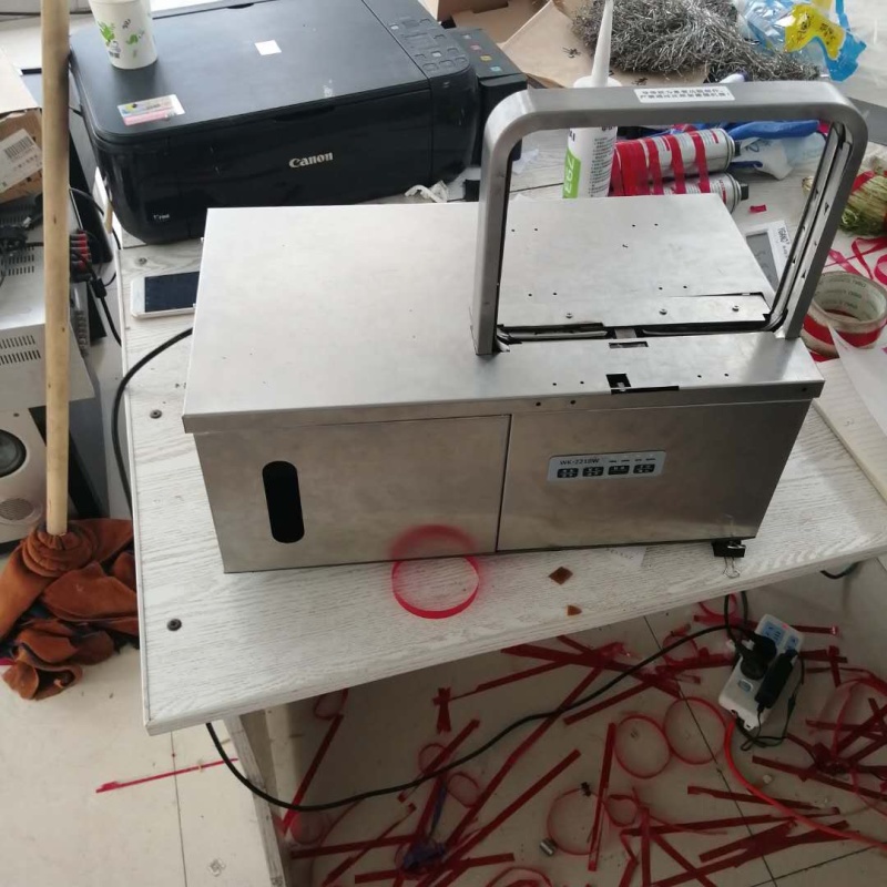 鑫嘉强面条厂手工挂面扎捆机小型扎带机超市扎蔬菜机
