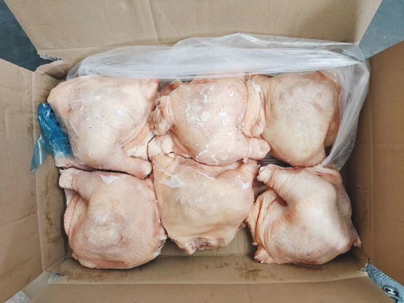 三黄鸡，老母鸡，各种鸡副产品，大量现货价格便宜，欢迎咨询
