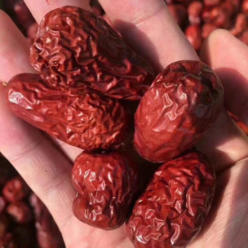 新疆和田大枣，一件20斤，果肉饱满，颗粒大，口感巴适，