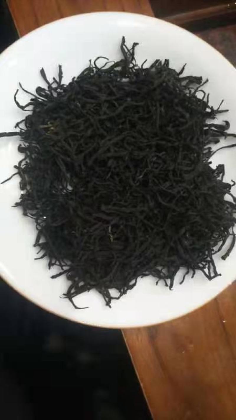 清明前的野生红茶……