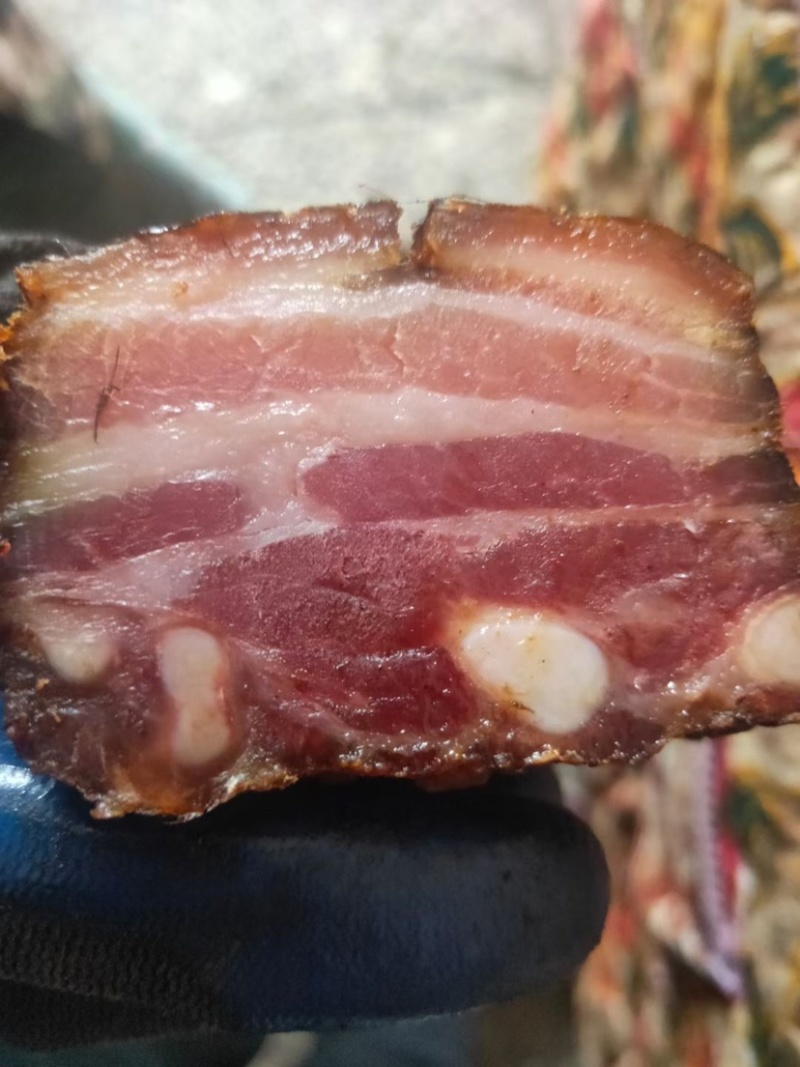农村自家烟熏的土猪腊肉
