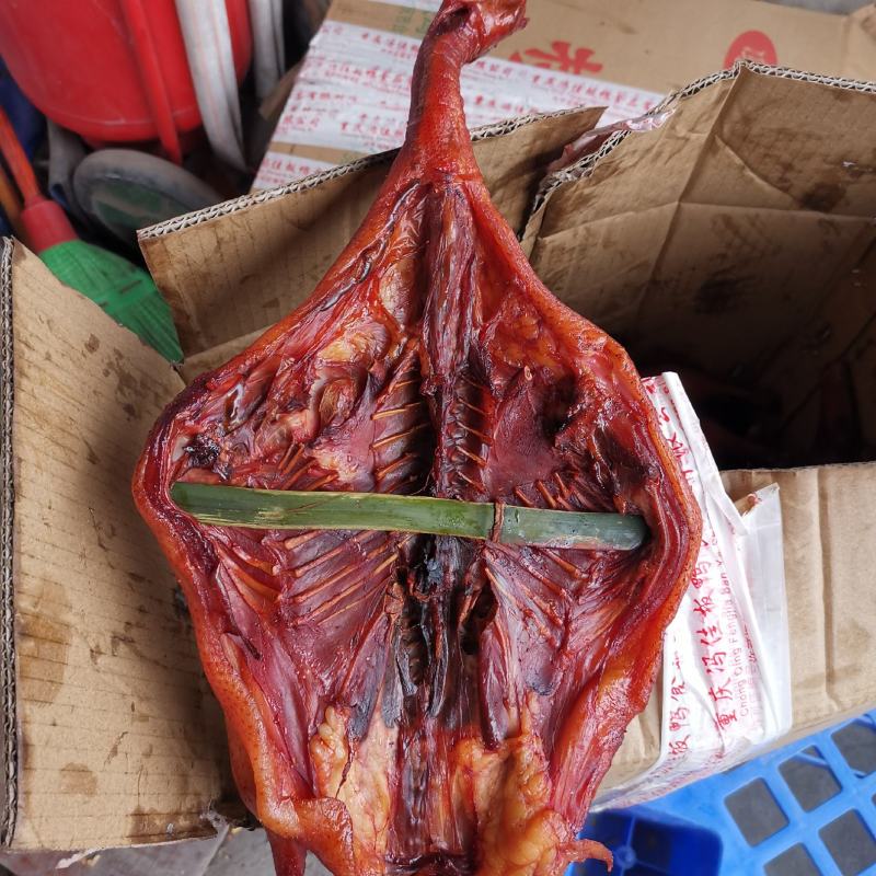 五香香板鸭干度好味道香颜色漂亮高品质展会地摊热销火爆产品