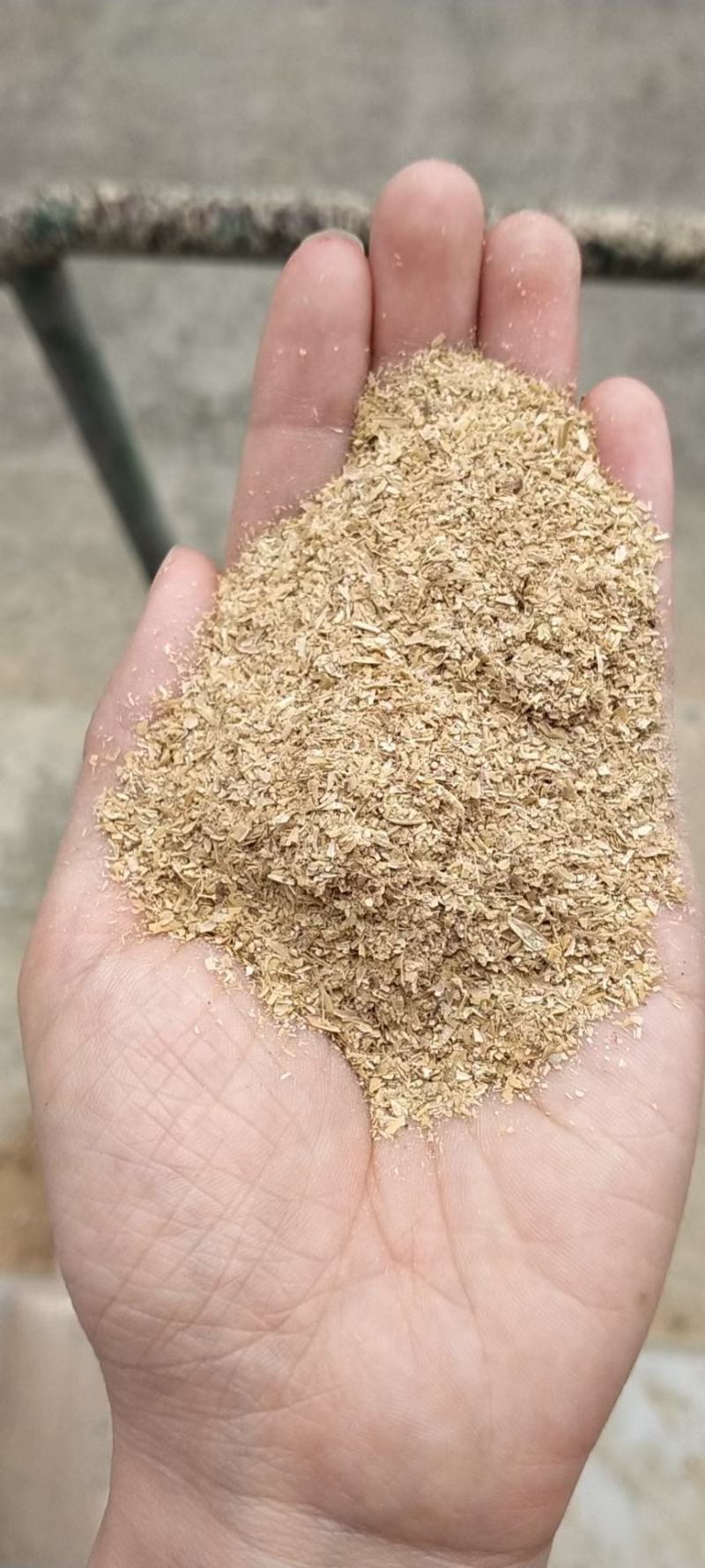 统糠稻壳粉灰糠米糠筛糠鸡鸭鹅饲料有机肥料