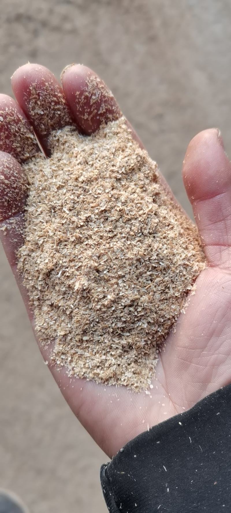 米糠灰糠谷糠稻壳粉筛糠统糠鸡鸭鹅饲料