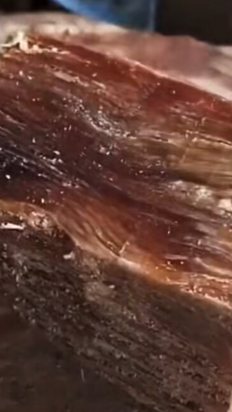 虎珀木欢迎各位订购。还各种树桩