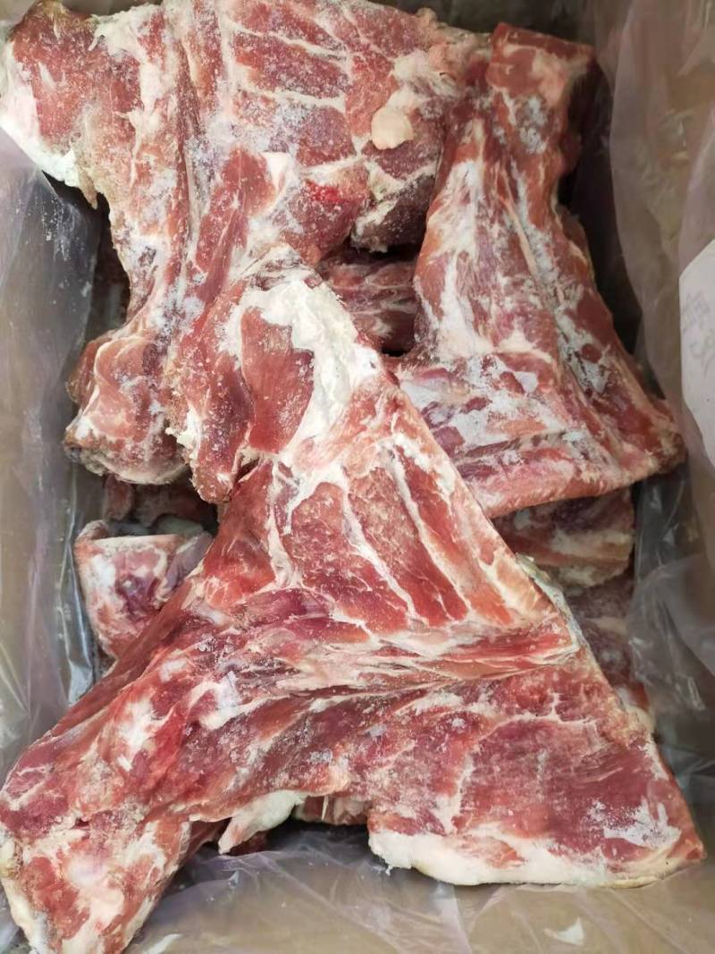 猪颈骨，带肉多猪颈骨，肋排，量大从优感兴趣欢迎光临！