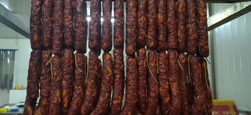 纯肉腊肠，传统手工川味麻辣肠，五香肠，风干肠
