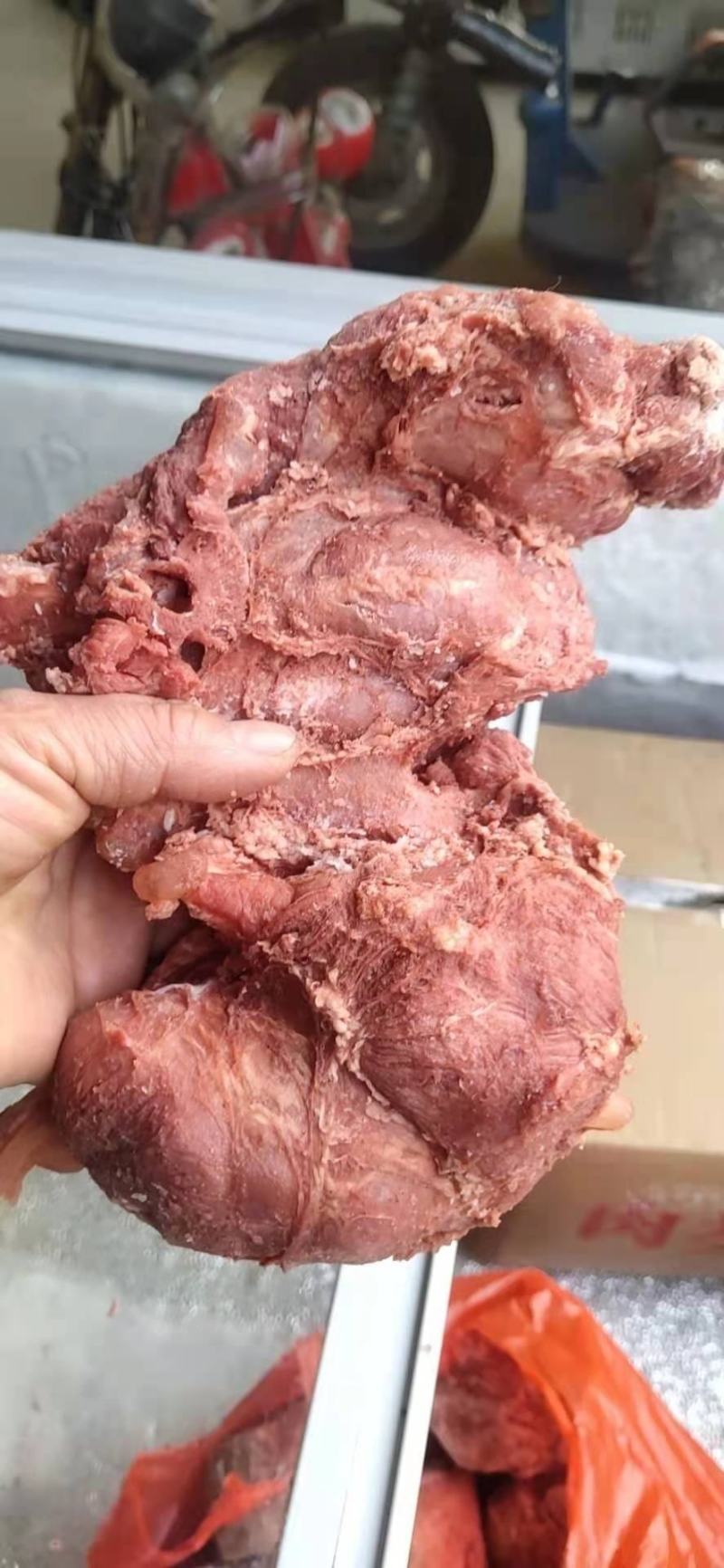 卤腱子肉，八层熟，没打粉，没注水，猪肉做的牛肉味道