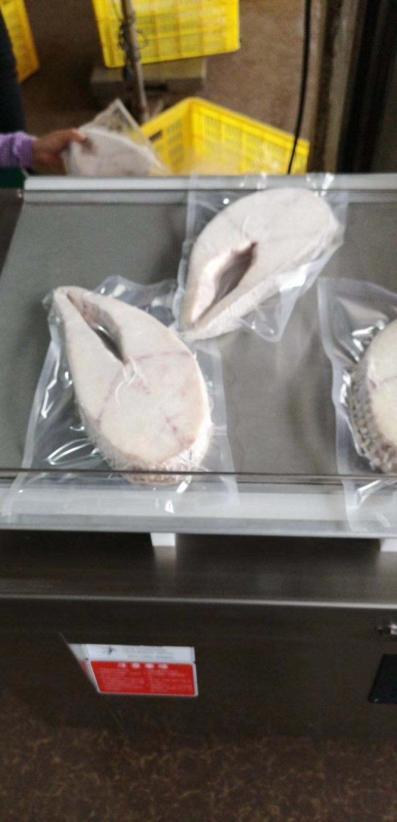 北海北部湾活杀急冻深海无污染精挑细选，严格检验，优鳕鱼块