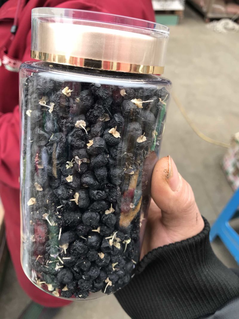 黑枸杞干净无杂质大中小颗粒粒粒饱满可代包装