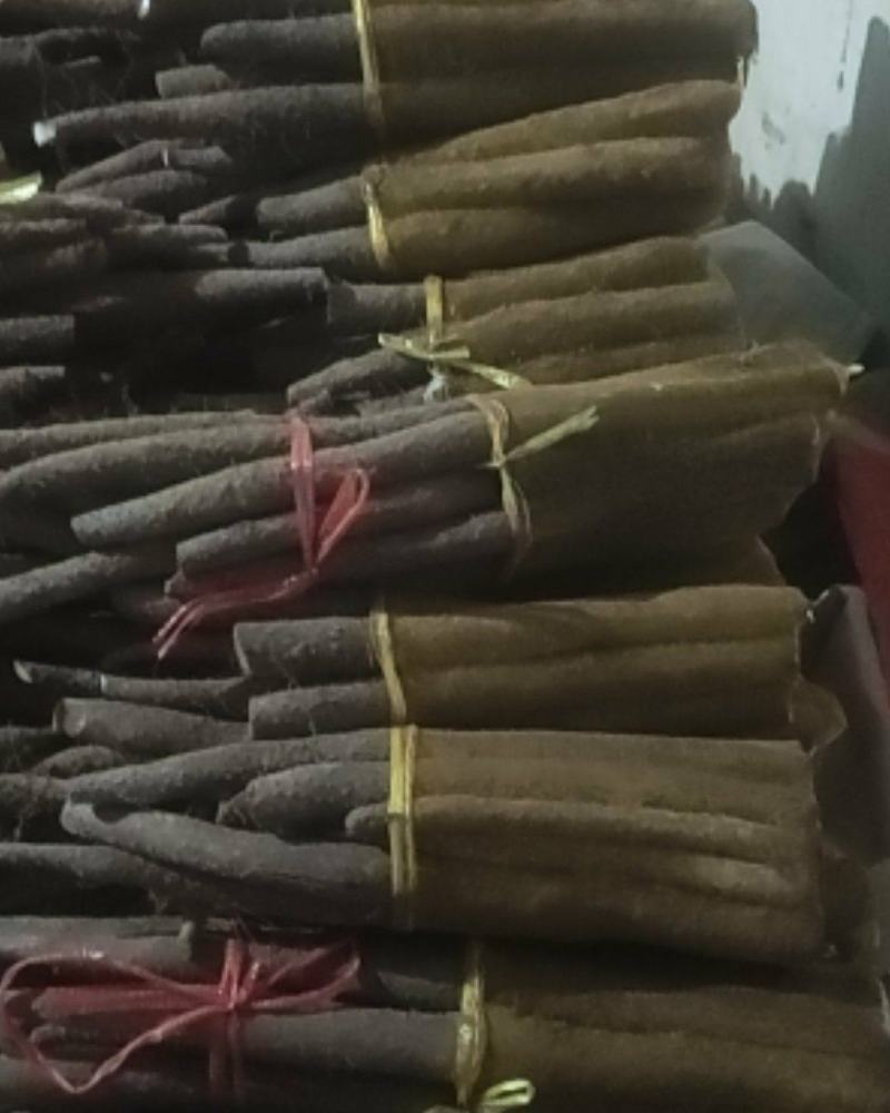 网袋山药，现货一车。