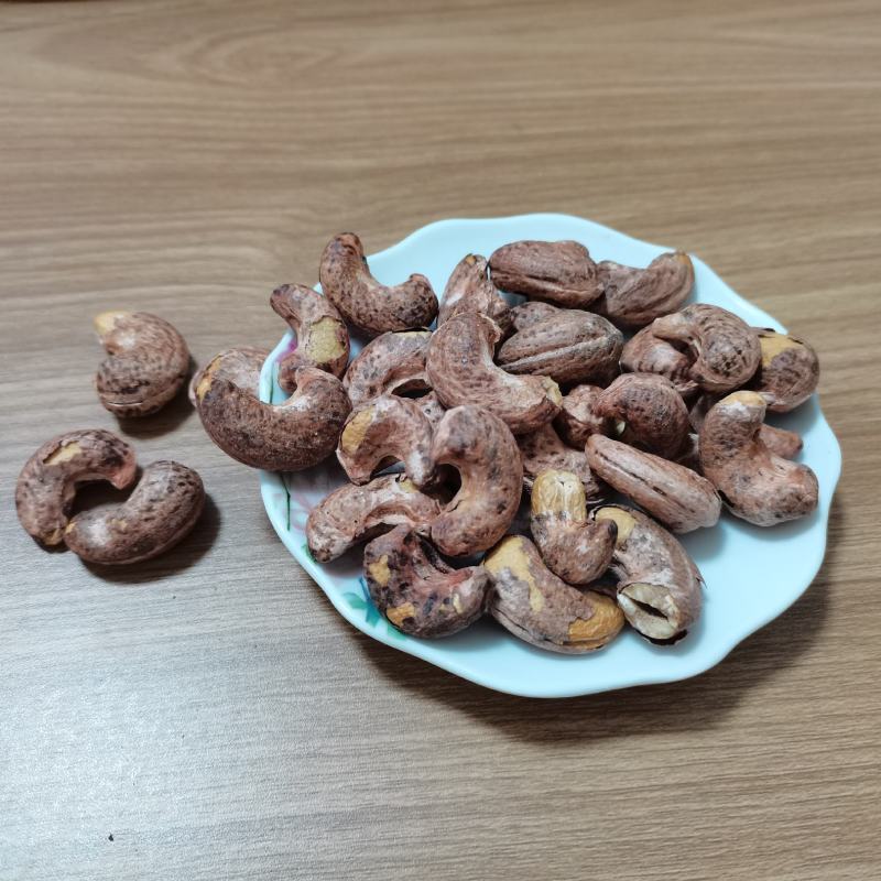 休闲零食越南一级炭烧腰果
