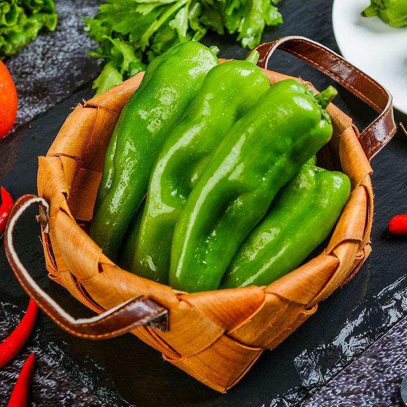 【青椒】辣椒新鲜蔬菜薄皮青椒牛角椒尖椒现摘青辣椒，包邮