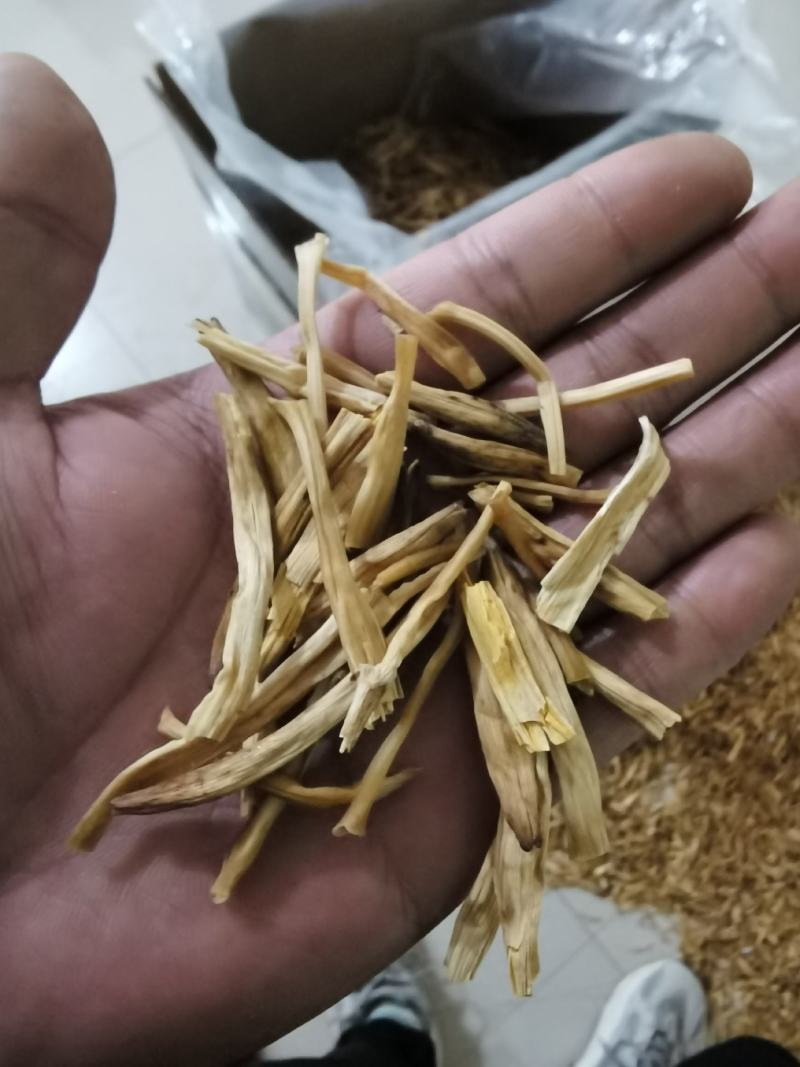 黄花菜段，无硫，餐饮，煲汤可用，胡辣汤，没有抹，下单立减