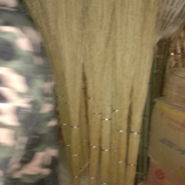 大量出售手工地扫把，大扫把，各种竹制品