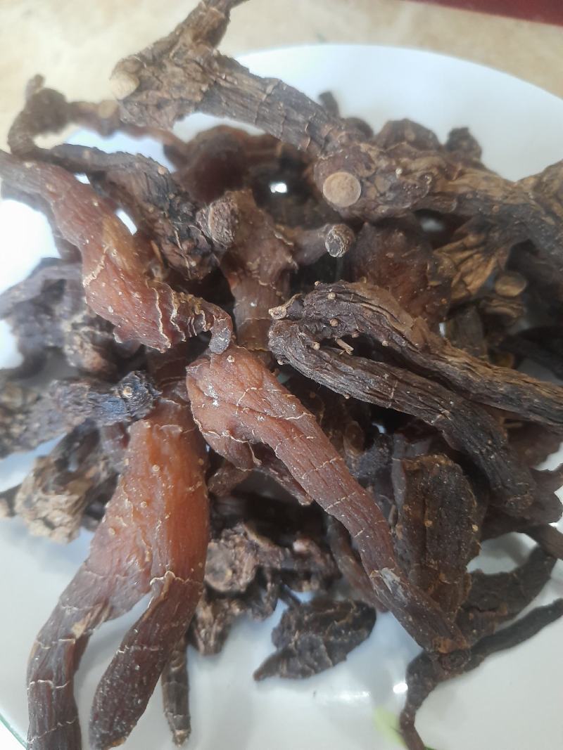 纯野生黄精，九蒸九晒不加任何添加剂