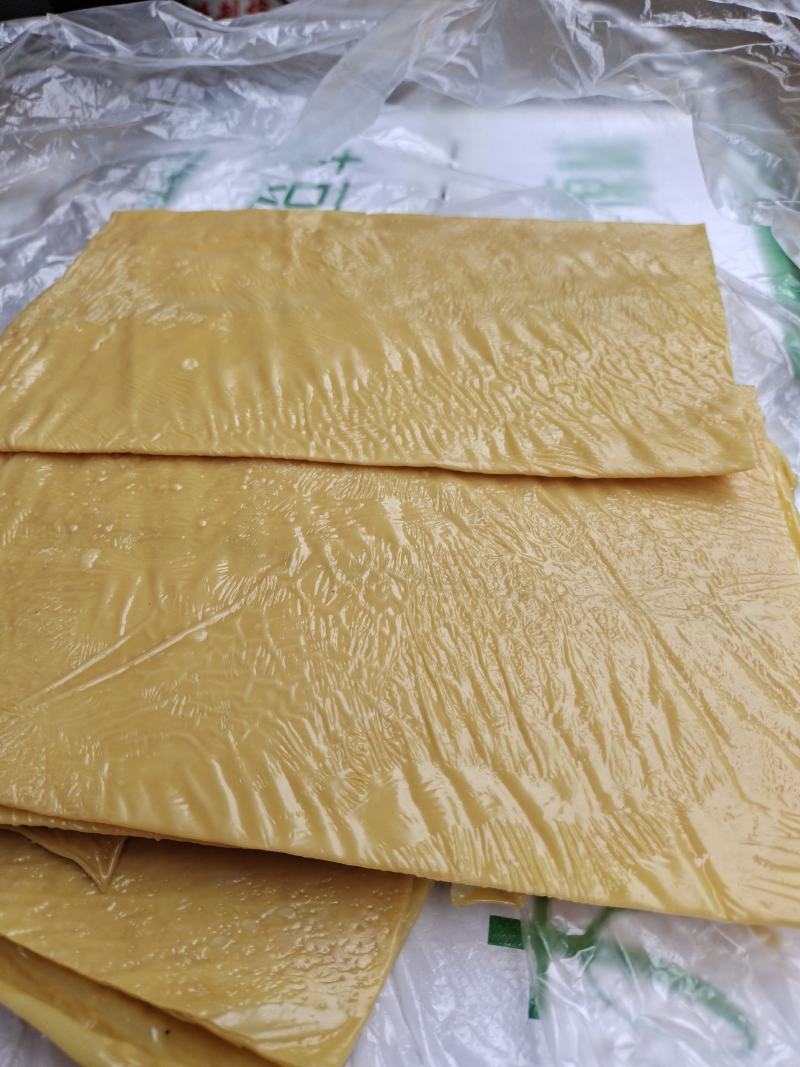 云南特产豆腐皮，厂家直销，没有中间商赚差价。