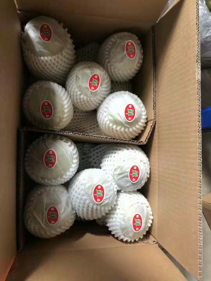 库尔勒香梨大量供应礼品盒装大量现货口感超级好