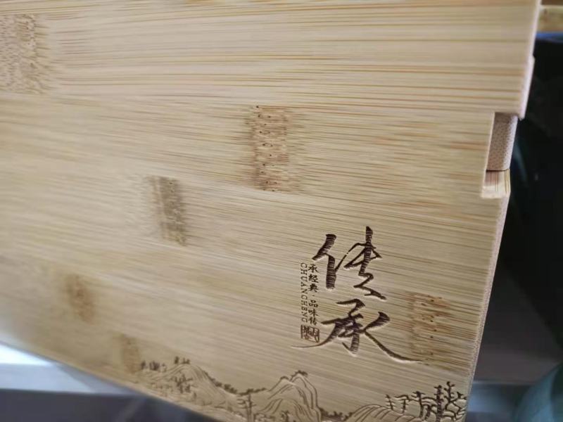 2020年金丝红茶礼盒景德镇瓷罐纯木礼盒装