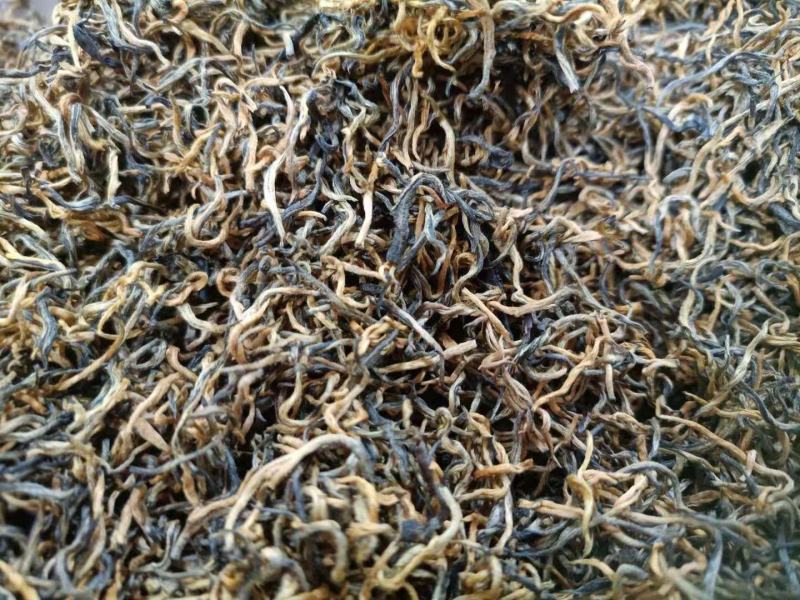 2020年金丝红茶礼盒景德镇瓷罐纯木礼盒装