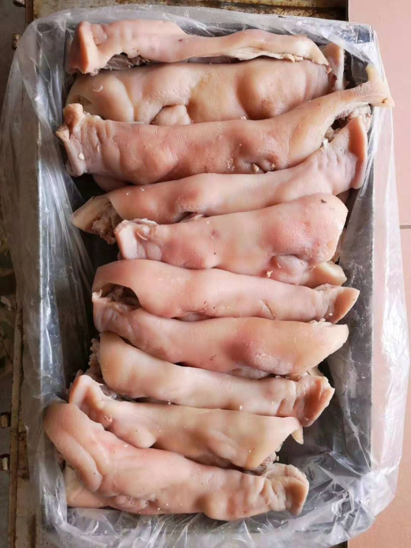 猪头肉，半成熟猪头肉量大从优，感兴趣的老板欢迎光临！