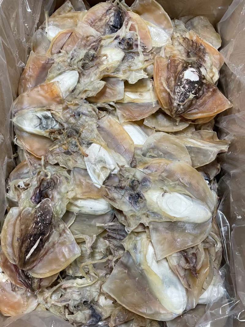 10头本港墨鱼纯淡干墨鱼，纯淡干货，味道很香
