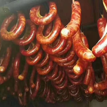 特产新疆熏马肠新疆正宗熏马肠伊犁熏马肠