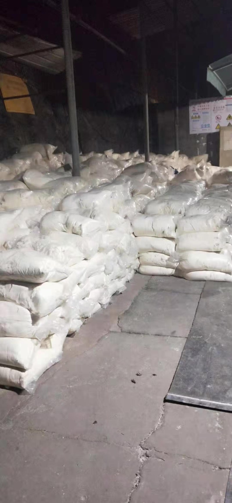 大量新鲜靓靓黄豆渣，适合养殖业和种植业，价格实惠