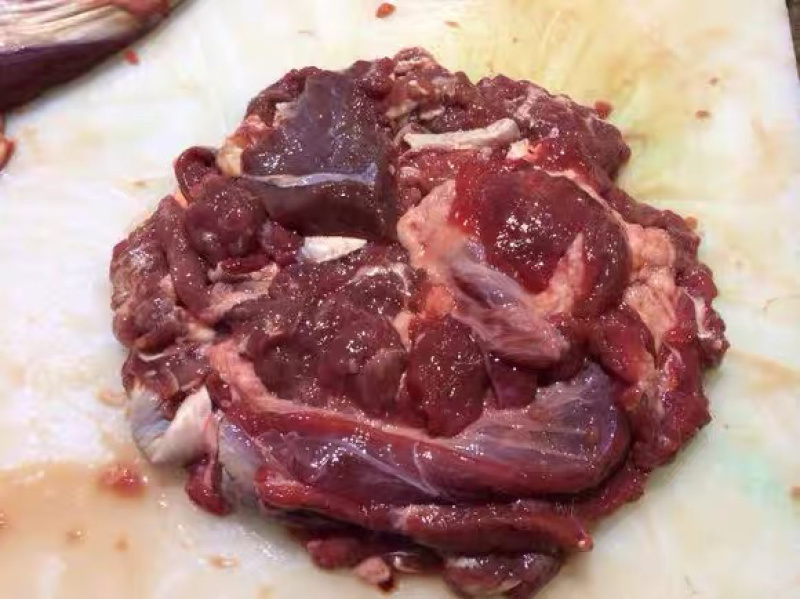 新鲜牛碎肉一亩田专供全国各大商超，量大从优