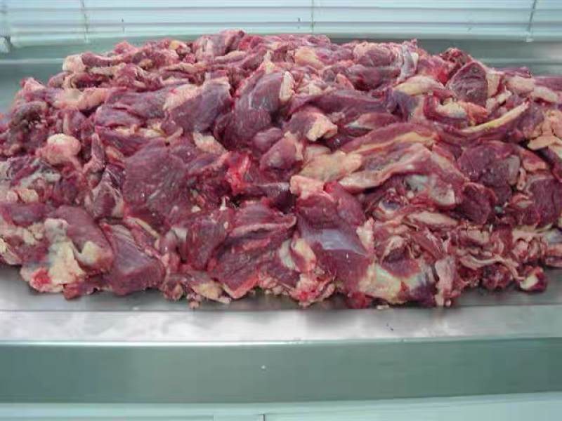 新鲜牛碎肉一亩田专供全国各大商超，量大从优