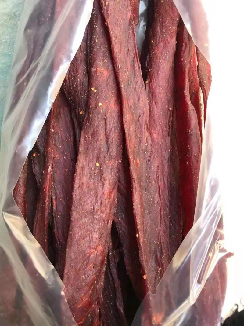 猪肉风干系列休闲零食麻辣五香可以配着拿1袋10斤常年批发