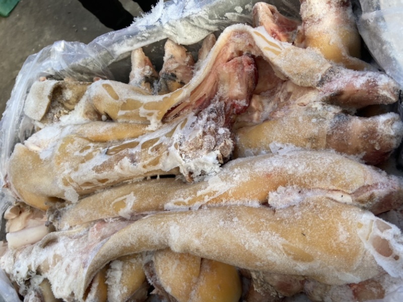 牛耳牛蹄牛舌牛头破牛蹄各种牛副产品欢迎订购