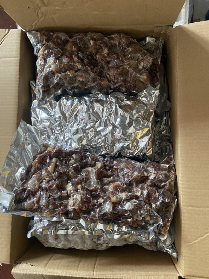 牛耳牛蹄牛舌牛头破牛蹄各种牛副产品欢迎订购