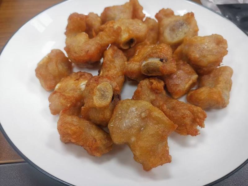 猪排骨蒜香骨………………………