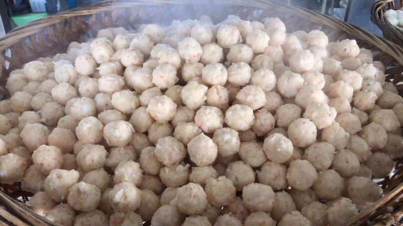 南美白对虾制作，超弹性鲜甜虾丸虾肉%91含量